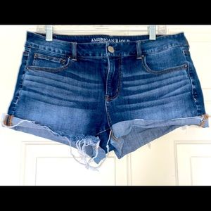 American Eagle short shorts
